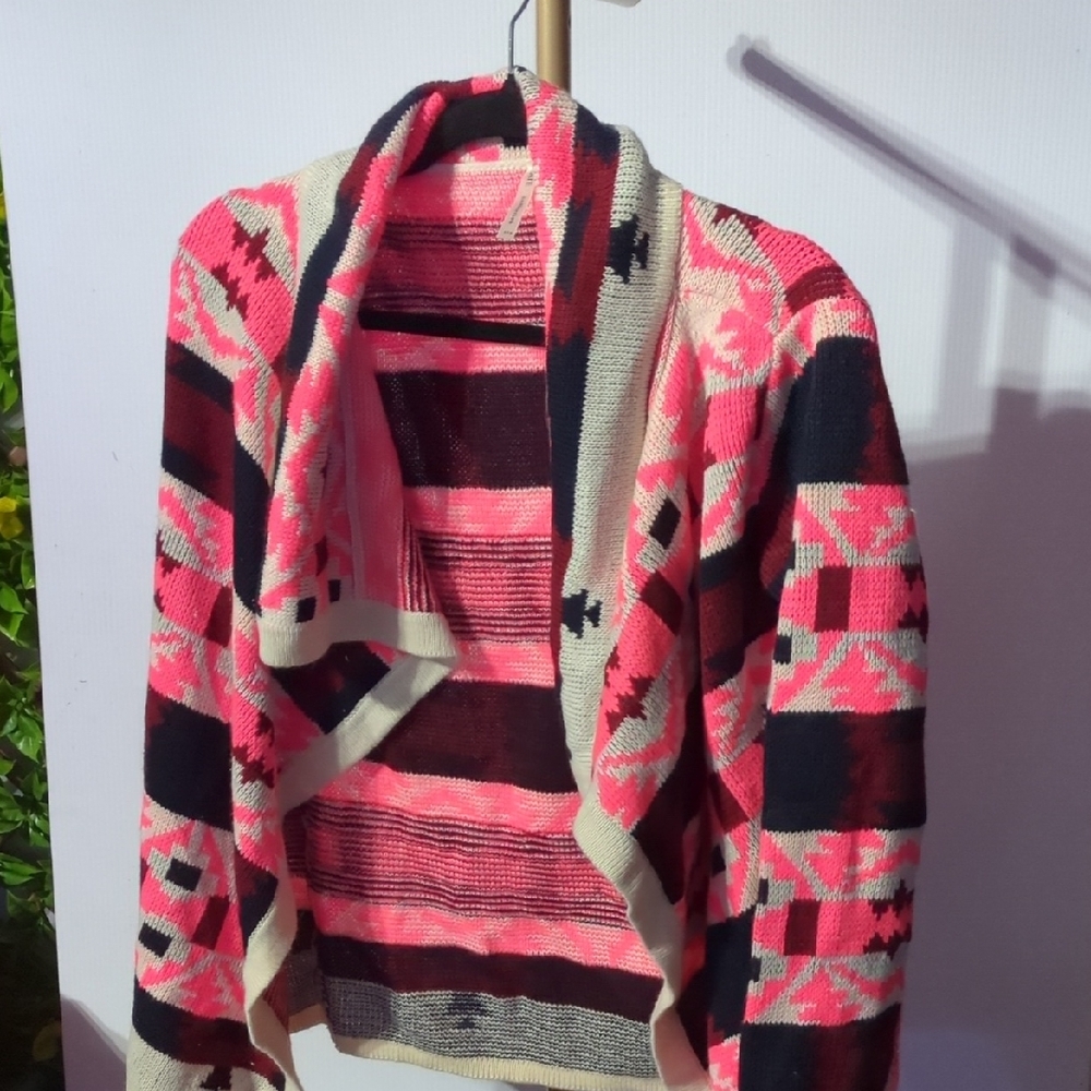 Kate Collection Pink Black Geometric Cardigan Medium
